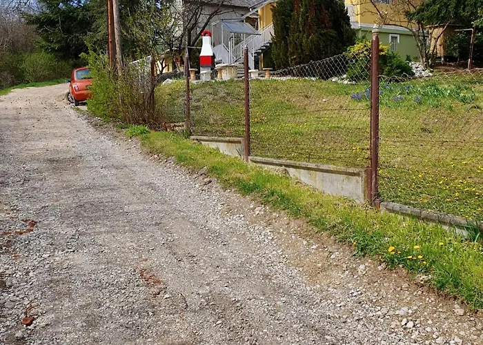 Naposdomb Vendeghaz * Miskolc